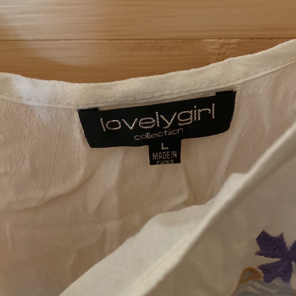 Lovely Girl Embroidered Top - Picture 2 of 4